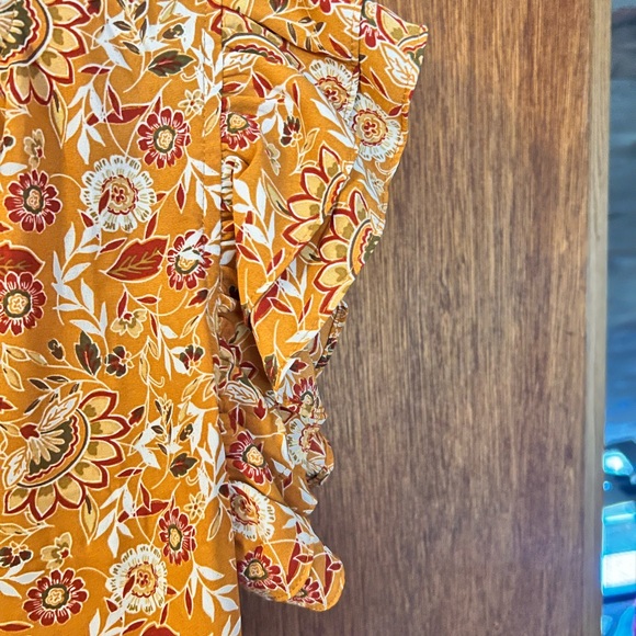 Perfect fall blouse - Picture 4 of 5